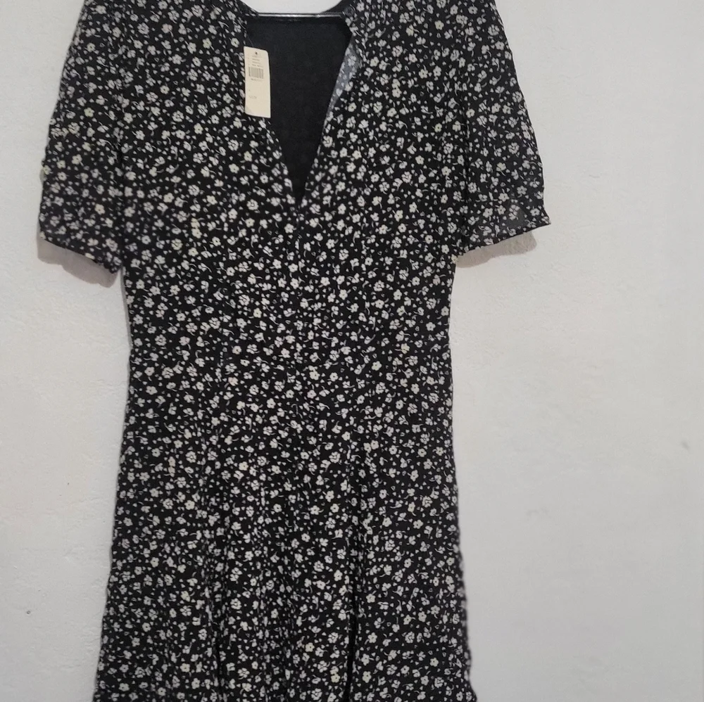 COPY - Reformation dress new - Picture 1 of 11